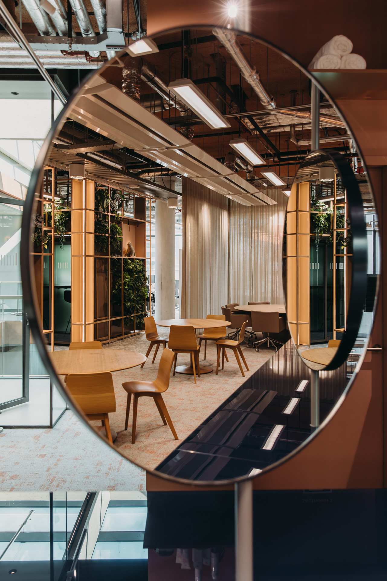 Interieur Unilever AIR Offices Rotterdam door Smeulders Interieurgroep