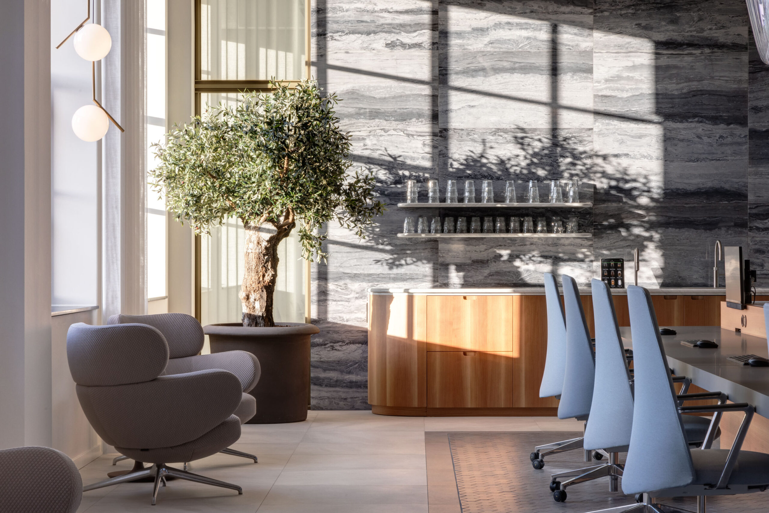 Interieur L Founders Of Loyalty, 's-Hertogenbosch