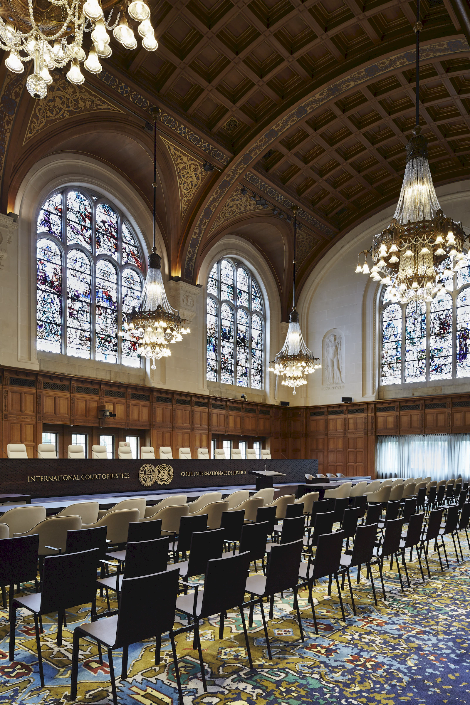 Maatwerk interieur Vredespaleis Den Haag door Smeulders Interieurgroep